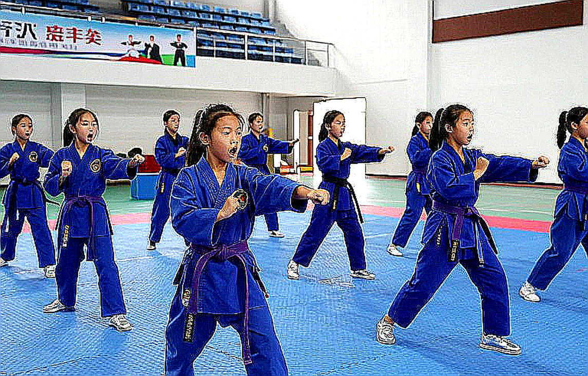 Mùa hợp đồng võ thuật Đông Nam Á: điều dữ liệu nói và điều bảng tin không nói