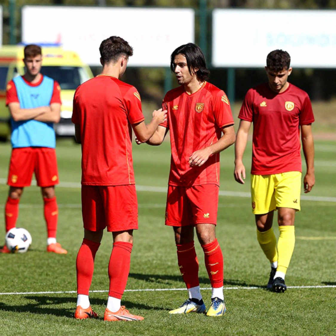 Bóng đá Việt Nam sau AFF Cup 2026: khi phòng ngự nâng cúp nhưng tấn công mới mở cửa World Cup