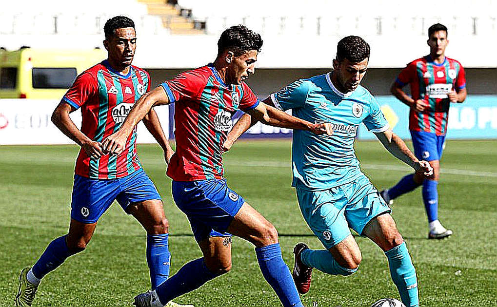 VAR ở V.League 1 và bài toán niềm tin: Khi công nghệ không thể thay con người đọc luật