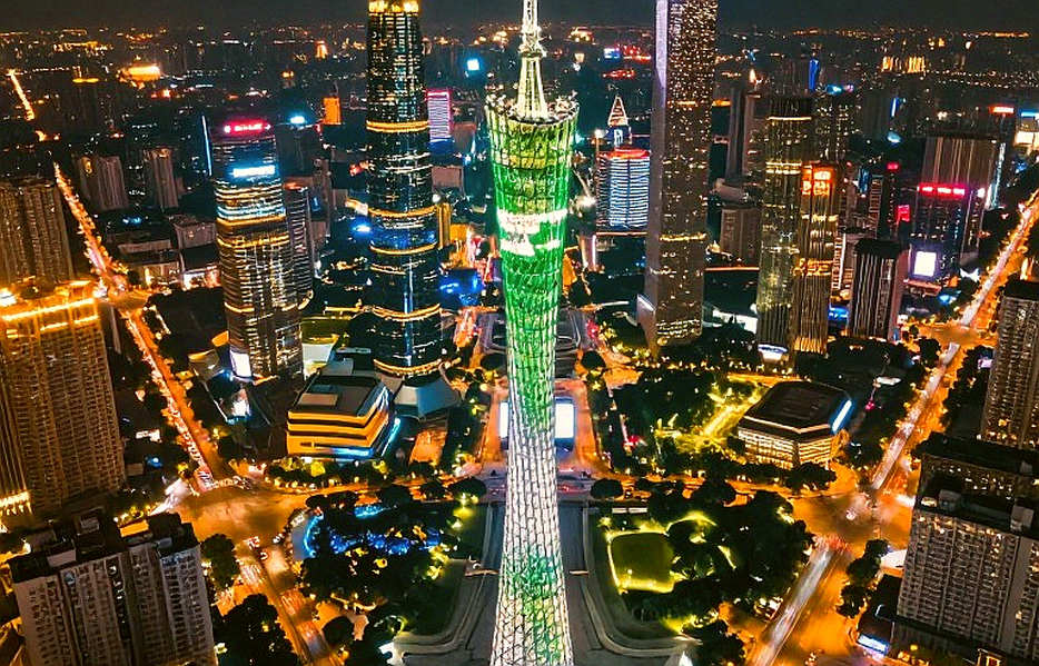 Oscar Piastri và cú khóa bánh ở Baku: Kỷ nguyên 2026 đòi hỏi 101%, không phải 99% Oscar Piastri và cú khóa bánh ở Baku: Kỷ nguyên 2026 đòi hỏi 101%, không phải 99%
