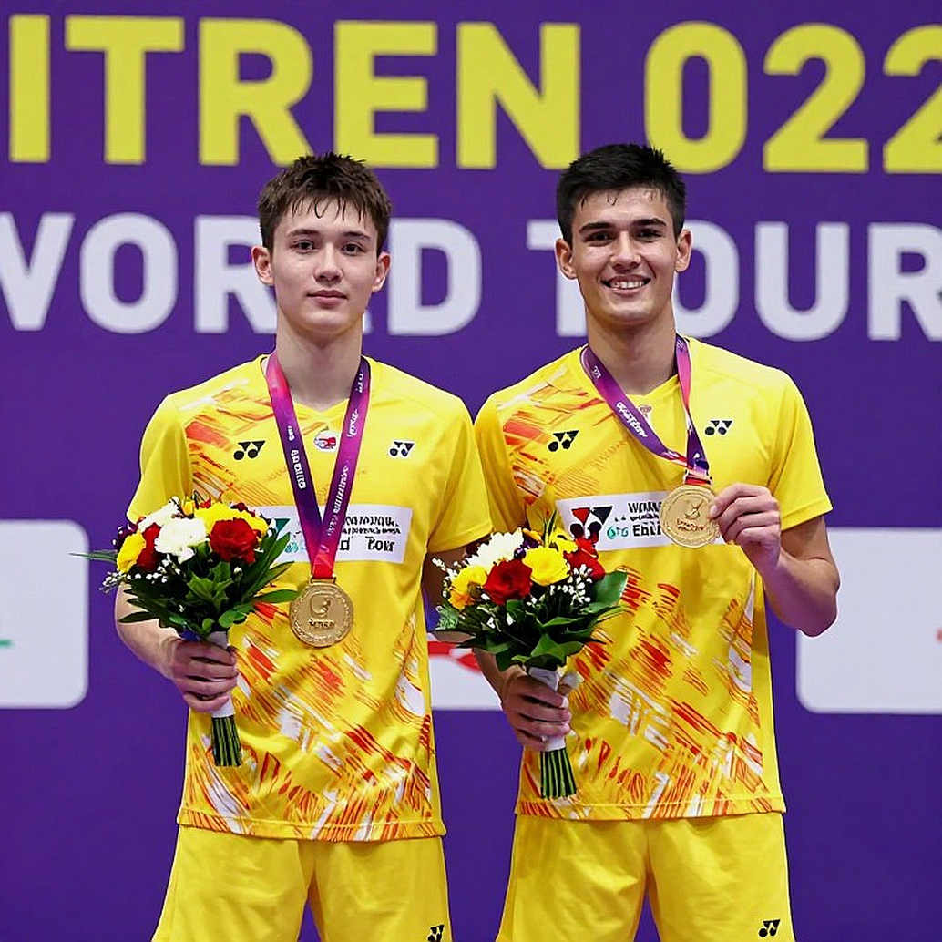 Indonesia vào chung kết đội nam cầu lông Asian Games 2026: Chiến thắng từ đôi nam, vết nhòe từ đơn số 1 Indonesia vào chung kết đội nam cầu lông Asian Games 2026: Chiến thắng từ đôi nam, vết nhòe từ đơn số 1