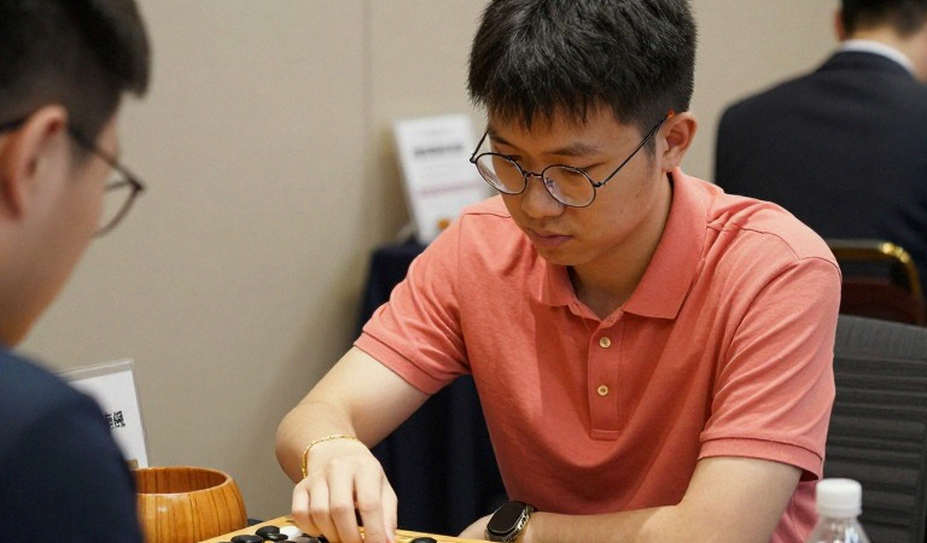 The Shield Named Larsen: When Carlsen Was Used as a Seal for a Second-Tier Opening
